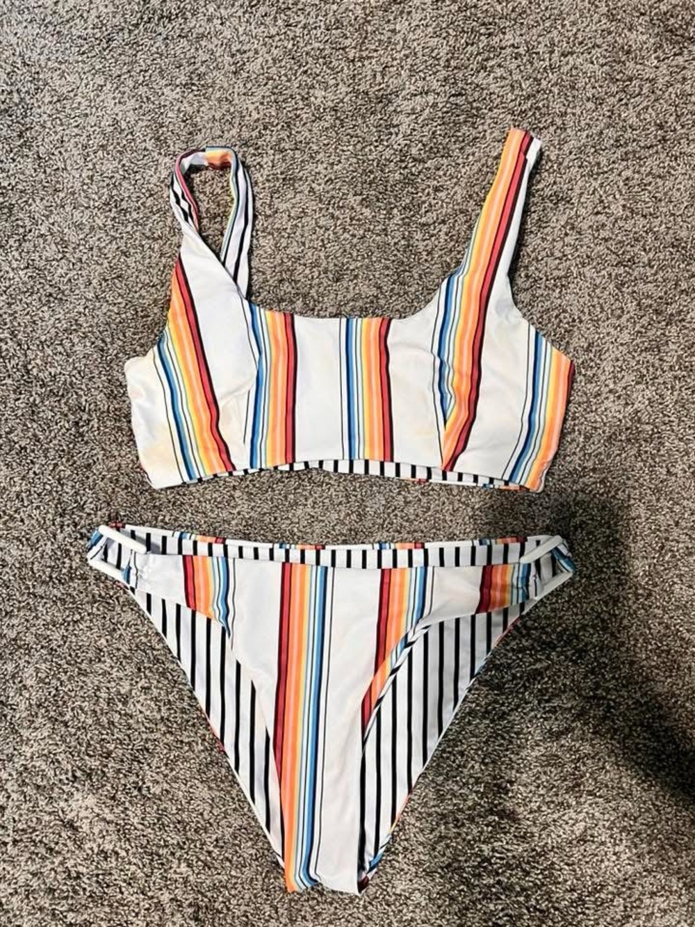 SHEIN White Rainbow Stripe Scoop Neck Bikini Set